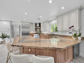 10110 SW 66th St, Miami FL 33173