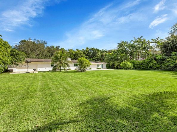 10110 SW 66th St, Miami FL 33173