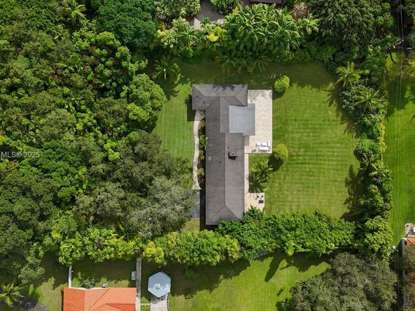 10110 SW 66th St, Miami FL 33173