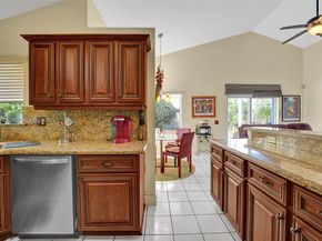 2932 Oak Park Cir, Davie FL 33328