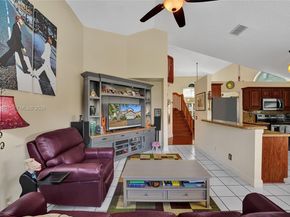 2932 Oak Park Cir, Davie FL 33328