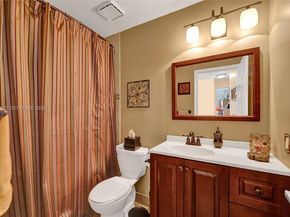 2932 Oak Park Cir, Davie FL 33328