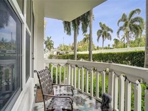 3181 S Ocean Dr 107, Hallandale Beach FL 33009