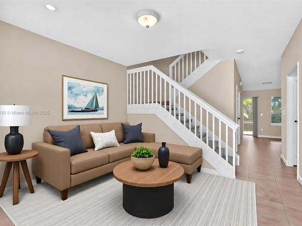 3226 NW 31st Ter, Oakland Park FL 33309