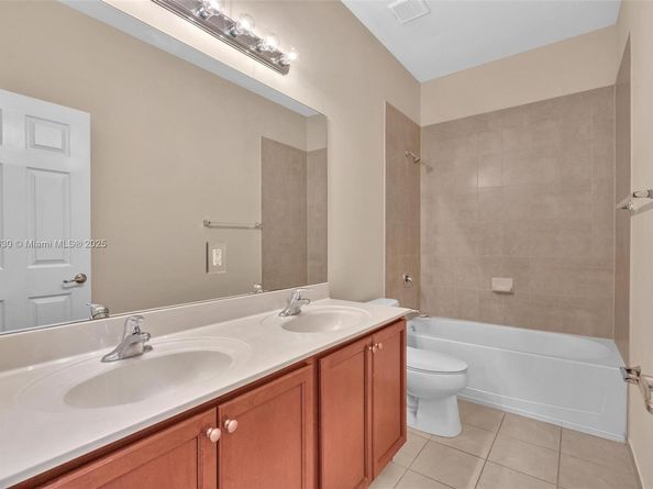 3226 NW 31st Ter, Oakland Park FL 33309