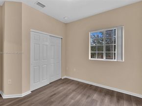 3226 NW 31st Ter, Oakland Park FL 33309