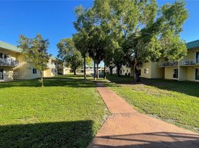 505 NW 177th St 212, Miami Gardens FL 33169