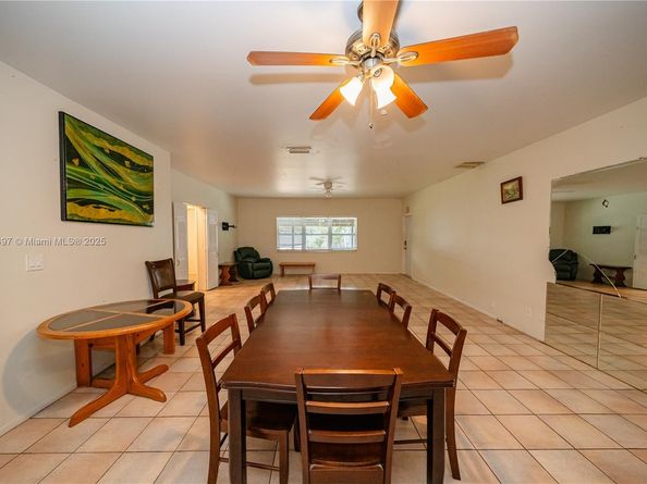 218 SW 14th Ct, Fort Lauderdale FL 33315