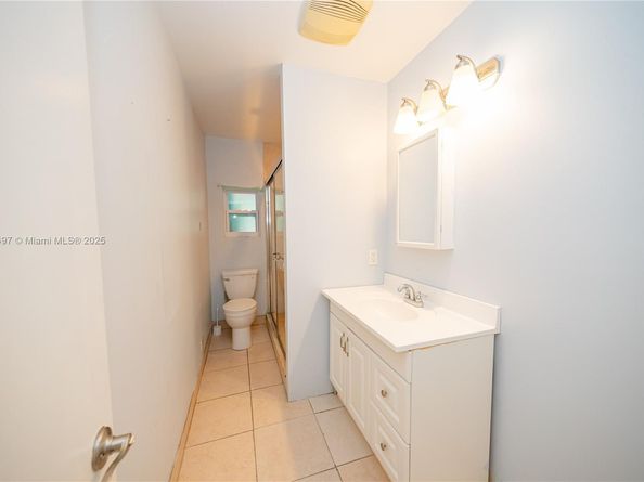 218 SW 14th Ct, Fort Lauderdale FL 33315