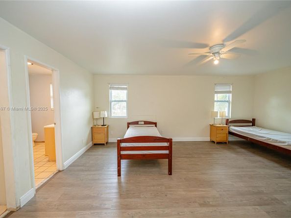 218 SW 14th Ct, Fort Lauderdale FL 33315