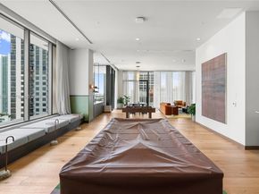 11 NE 6th St 2104, Miami FL 33132