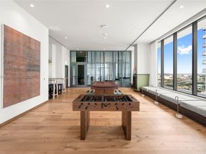 11 NE 6th St 2104, Miami FL 33132