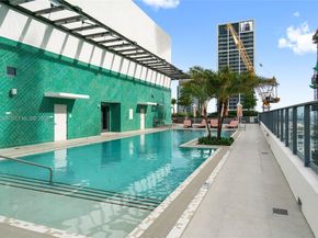 11 NE 6th St 2104, Miami FL 33132