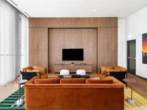 11 NE 6th St 2104, Miami FL 33132