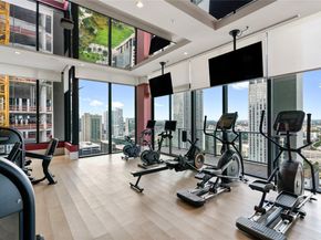 11 NE 6th St 2104, Miami FL 33132