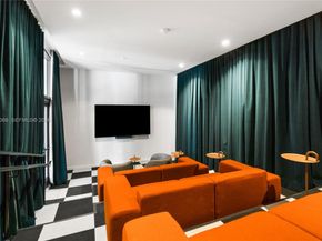 11 NE 6th St 2104, Miami FL 33132