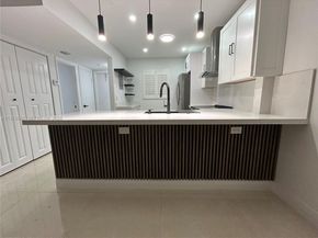 300 Berkley Rd 108, Hollywood FL 33024