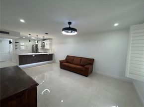 300 Berkley Rd 108, Hollywood FL 33024