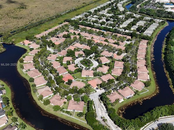 2103 Borealis Way, Weston FL 33327