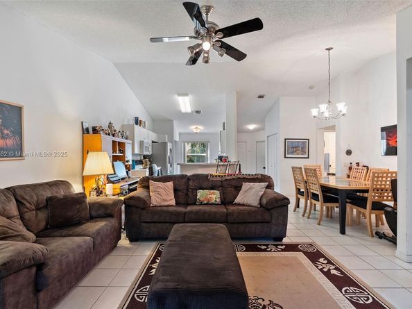 2103 Borealis Way, Weston FL 33327