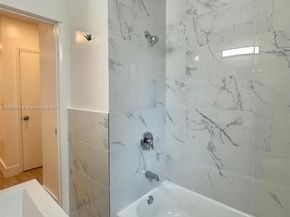 530 NE 71st St, Miami FL 33138