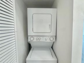 530 NE 71st St, Miami FL 33138