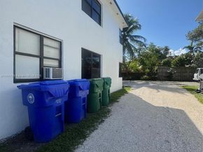 530 NE 71st St, Miami FL 33138