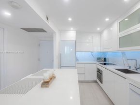 2301 Collins Ave 811, Miami Beach FL 33139