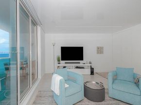 2301 Collins Ave 811, Miami Beach FL 33139