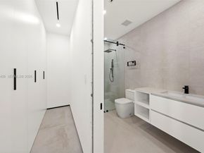 2096 Alamanda Dr, North Miami FL 33181