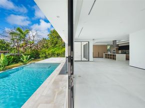 2096 Alamanda Dr, North Miami FL 33181