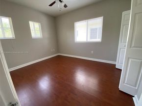3223 SE 2nd Dr, Homestead FL 33033