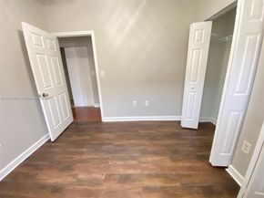 3223 SE 2nd Dr, Homestead FL 33033