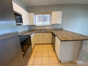 3223 SE 2nd Dr, Homestead FL 33033