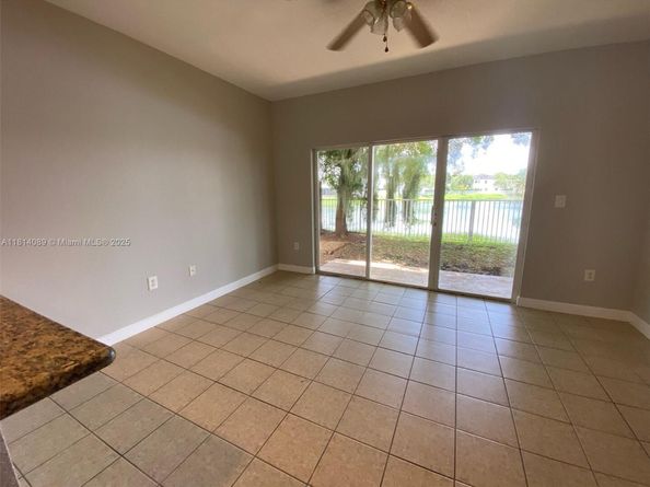 3223 SE 2nd Dr, Homestead FL 33033