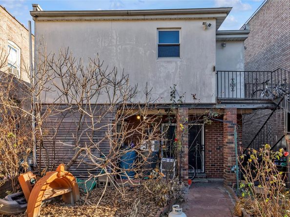 35-38 104th Street, Corona NY 11368