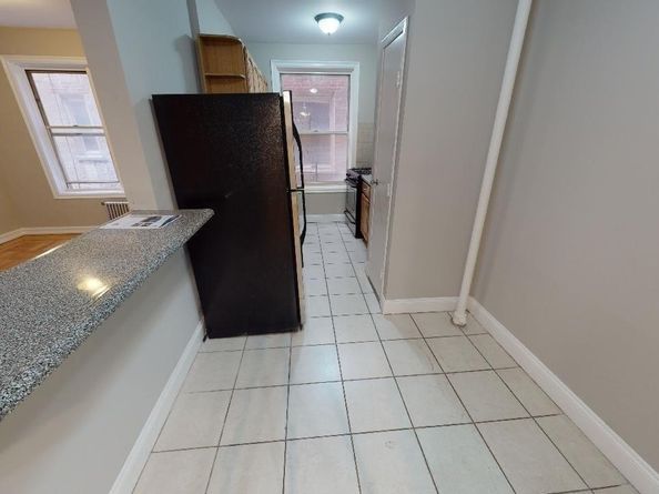 1075 Grand Concourse 3C, Bronx NY 10452