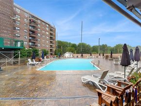 100 Diplomat Drive 7A, Mount Kisco NY 10549