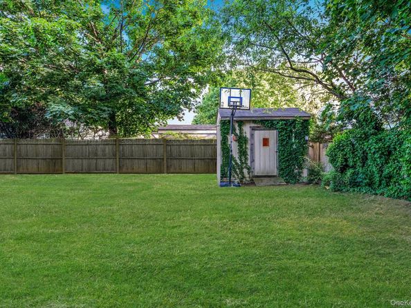 322 N Dunton Avenue, East Patchogue NY 11772
