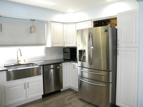 11 Oswego Place, Lake Ronkonkoma NY 11779