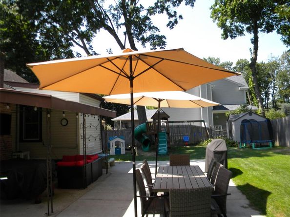 11 Oswego Place, Lake Ronkonkoma NY 11779