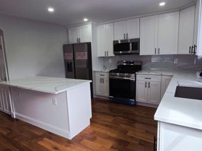 45 Venetian Prom, Lindenhurst NY 11757