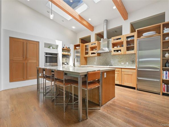 37 Sarles Street, Armonk NY 10504