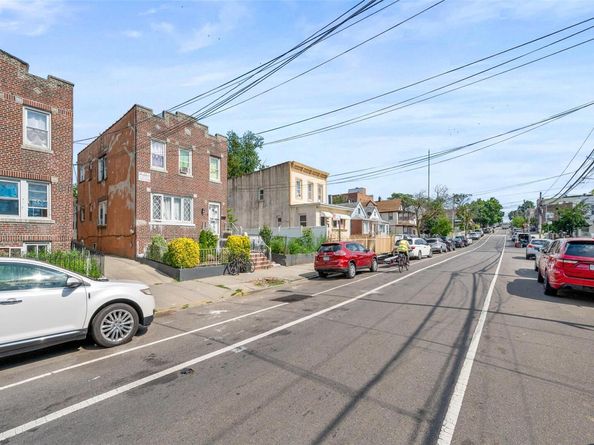 3129 100th Street, East Elmhurst NY 11369