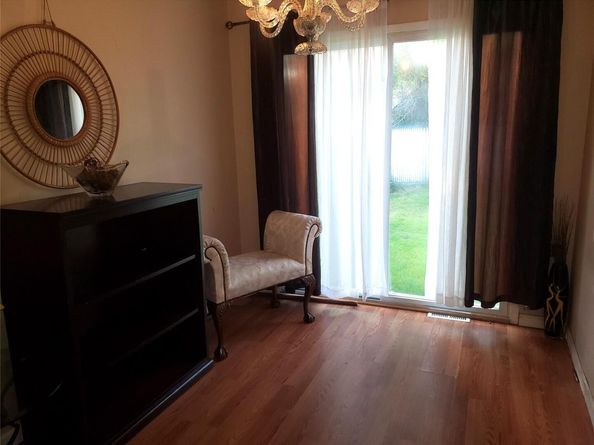 28 Pine Street, Central Islip NY 11722