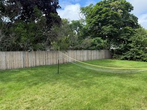28 Pine Street, Central Islip NY 11722