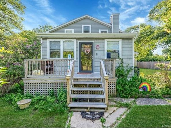 52 Manhasset Drive, Mastic Beach NY 11951
