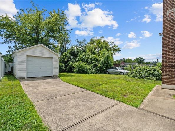 11919 236th Street, Cambria Heights NY 11411