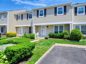 100 Baker Court 36, Island Park NY 11558