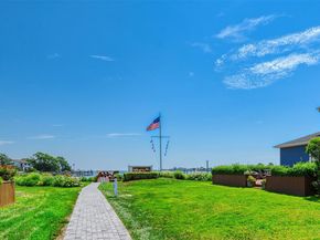 100 Baker Court 36, Island Park NY 11558